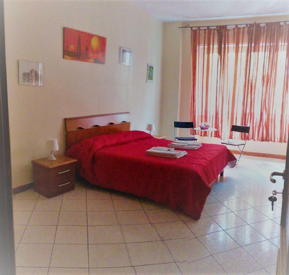 Felicia Rooms โรม ภายนอก รูปภาพ